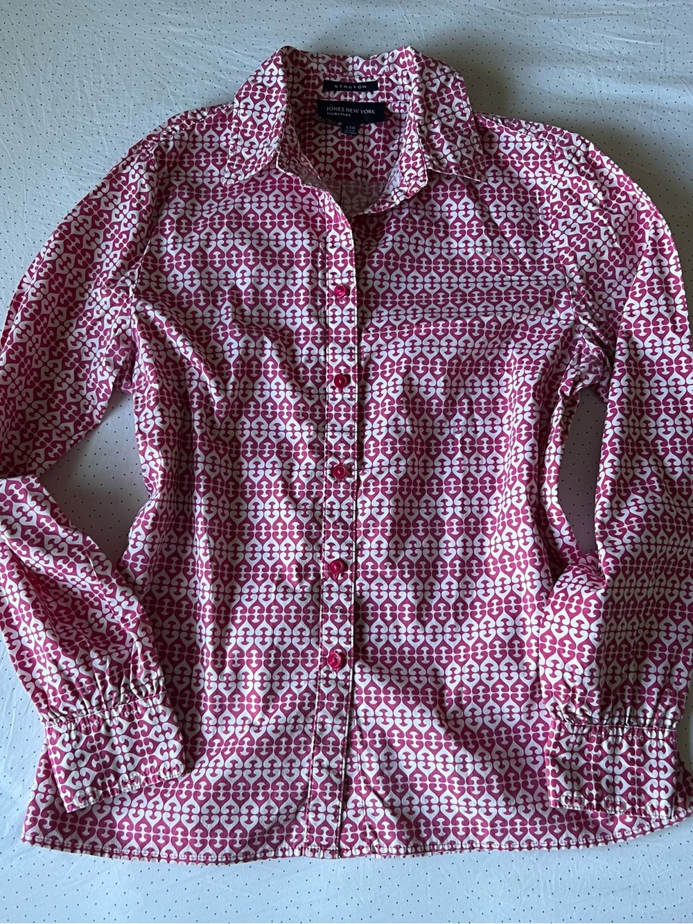 Jones New York Pink and White Geometric Button-Down Shirt